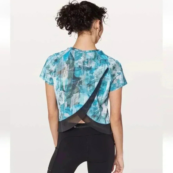 Lululemon Quick Pace Short Sleeve Sun Dazed Multi Blue /Super Dark - Picture 1 of 7
